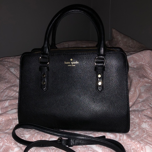 Kate spades purse - Picture 4 of 4